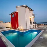 Villa Olive Bridge