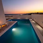 Villa Olive Bridge
