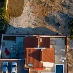 Olive Bridge Villa *