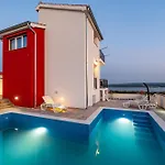 Olive Bridge Villa