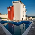 Villa Olive Bridge Maslenica