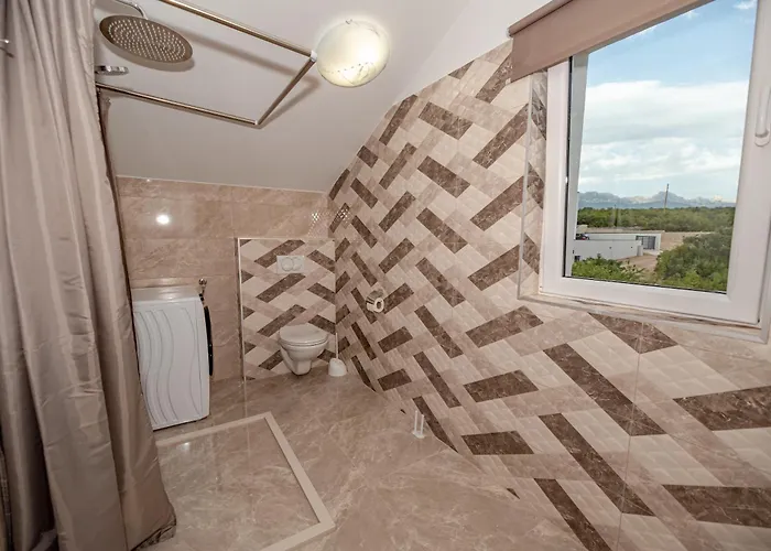 Вилла Olive Bridge *