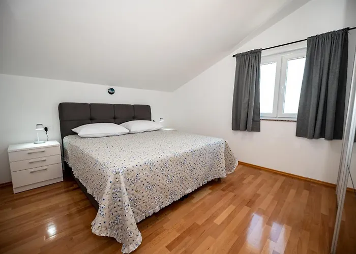 Вилла Olive Bridge *