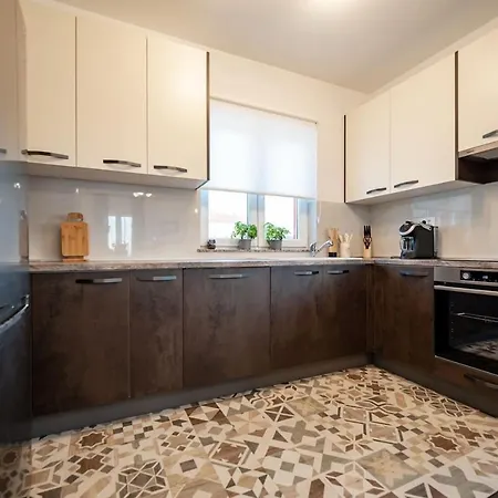 Olive Bridge فيلة *