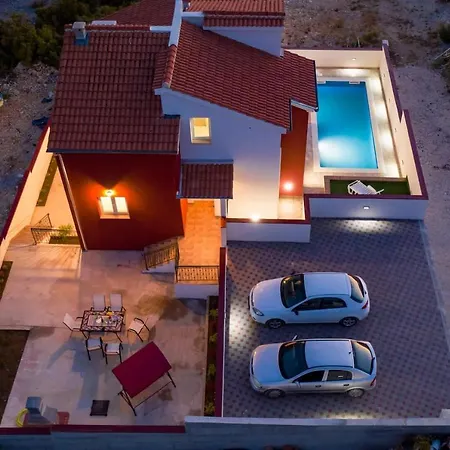 Olive Bridge Villa Maslenica