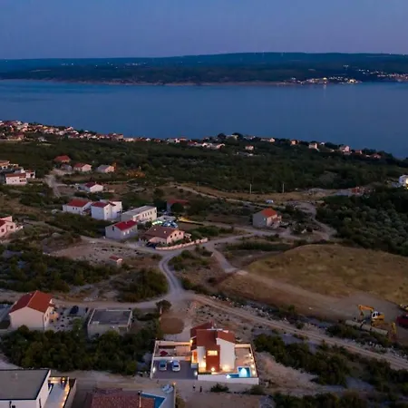 Olive Bridge Maslenica