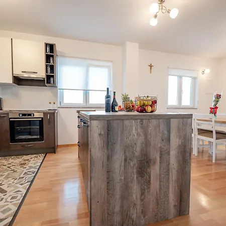 فيلة Olive Bridge