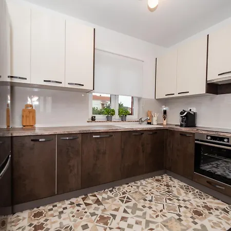 فيلة Olive Bridge ماسلينتسا