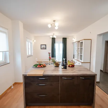 Olive Bridge فيلة *