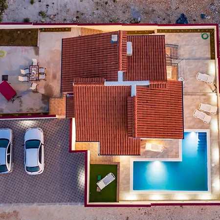 Olive Bridge Villa Maslenica