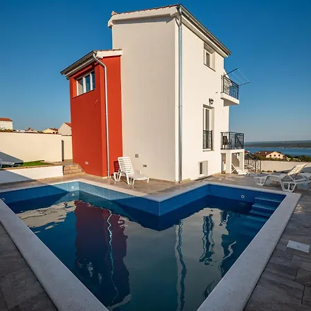 Villa Olive Bridge Maslenica