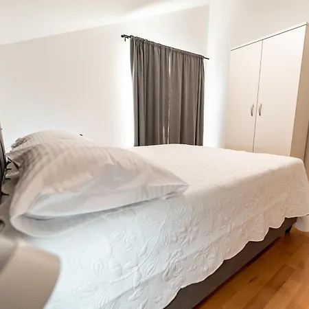 Olive Bridge * Maslenica