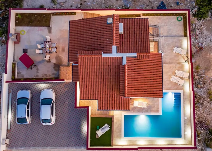 Olive Bridge Vila Maslenica